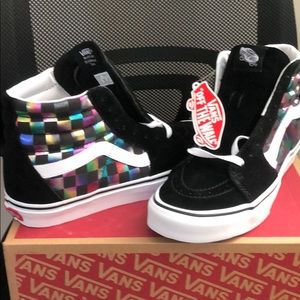 Brand new women’s vans sk8-hi